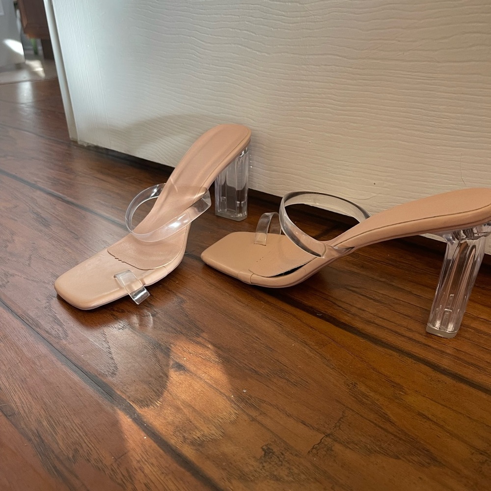 * 2 for $15 * SHEIN Clear Chunky Heeled Thong Sandals US 9.5 or EUR 41